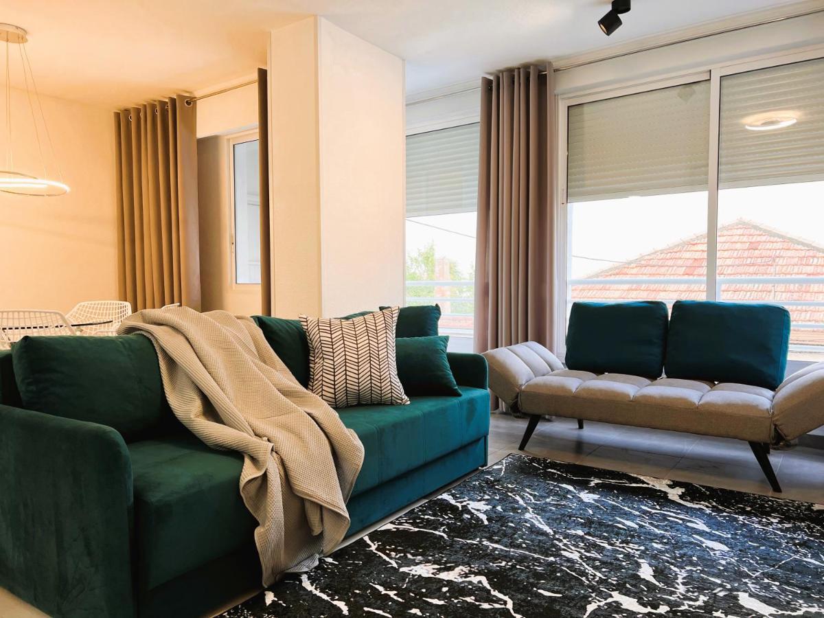 Holiday Suite Virgin De La Paloma Torrevieja Exteriör bild